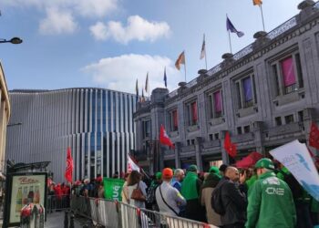 Belgijski sindikati danas u generalnom štrajku, drumski i vazdušni saobraćaj u kolapsu