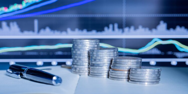 Minimalac već manji 100 evra od potrošačke korpe: Da li je moguć dogovor ili će opet Vlada da “preseče”