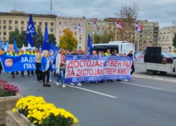 Savez zahteva plate za normalan život, u suprotnom poziva članstvo na ulicu
