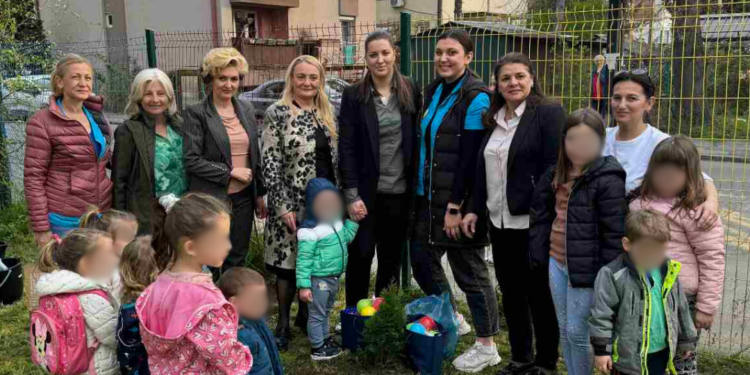 Sekcija mladih SSSS zasadila tuje u vrtiću “Pačija škola” u Zemunu