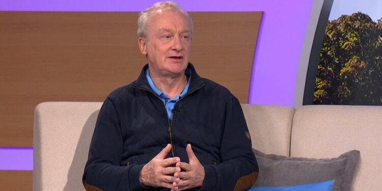 SINDIKATI I POSLODAVCI SPREMNI DA UKRSTE KOPLJA OKO MINIMALCA! Jedni mere potrošačku korpu, a drugi vagaju inflaciju i BDP