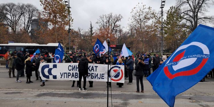 Sindikat uprave Srbije: Da li je u redu da više od 20 odsto zaposlenih prima minimalac?
