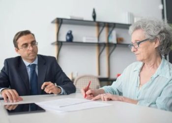 Slovenija uvodi kraće radno vreme za starije radnike: Koja su rešenja za demografski problem u Srbiji?
